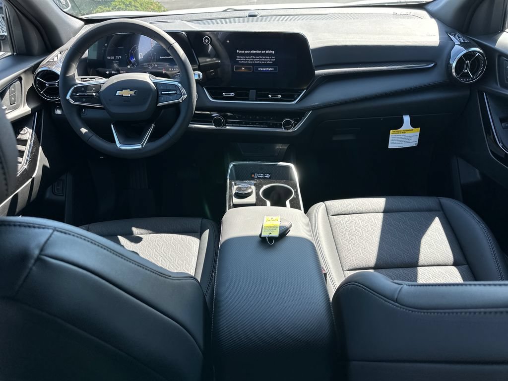 New 2026 Chevrolet Equinox LT w/ Convenience Package II AWD/4WD image 15