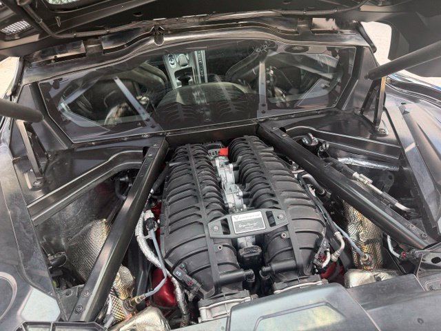 Used 2025 Chevrolet Corvette Z06 RWD image 7