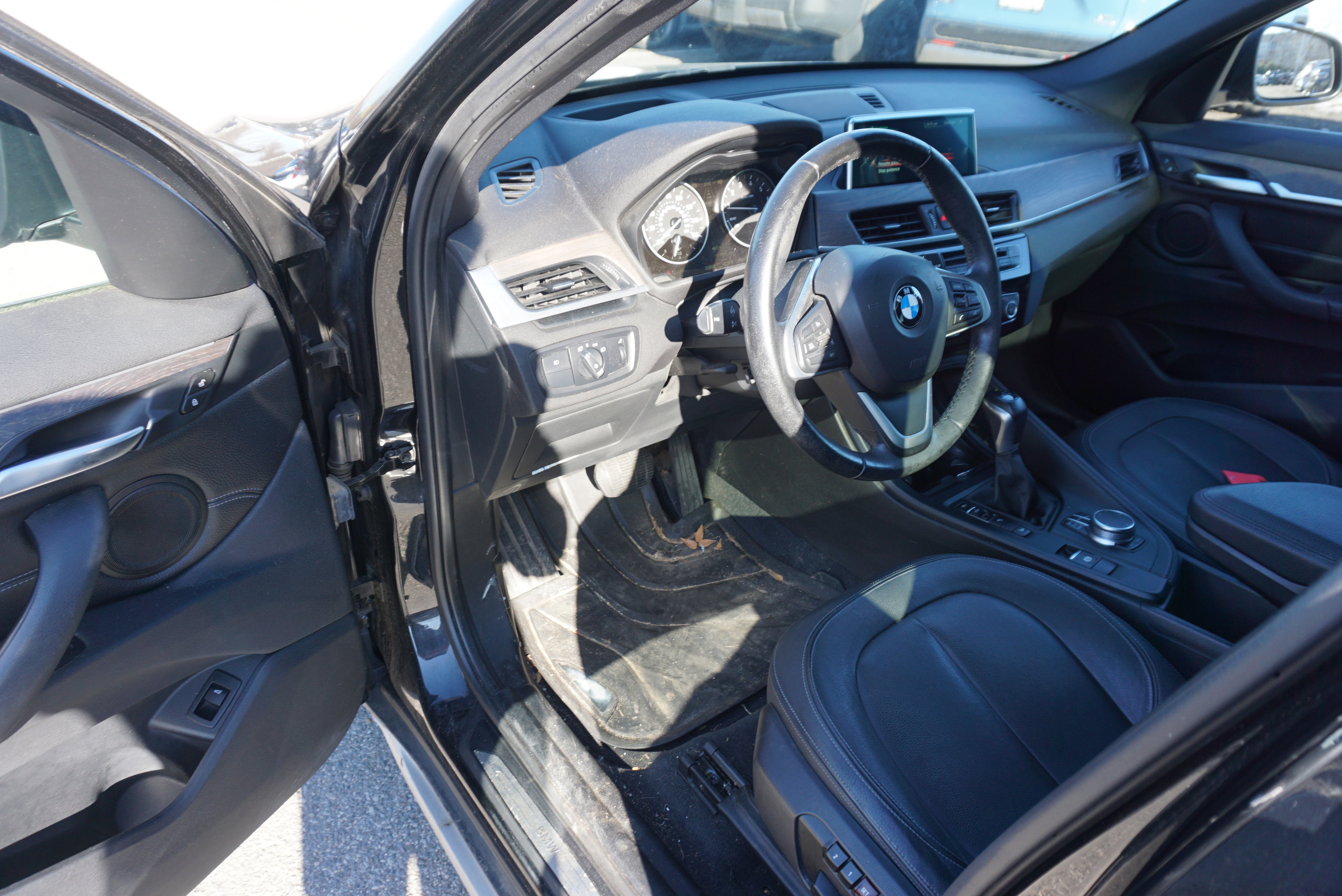 Used 2017 BMW X1 xDrive28i image 6