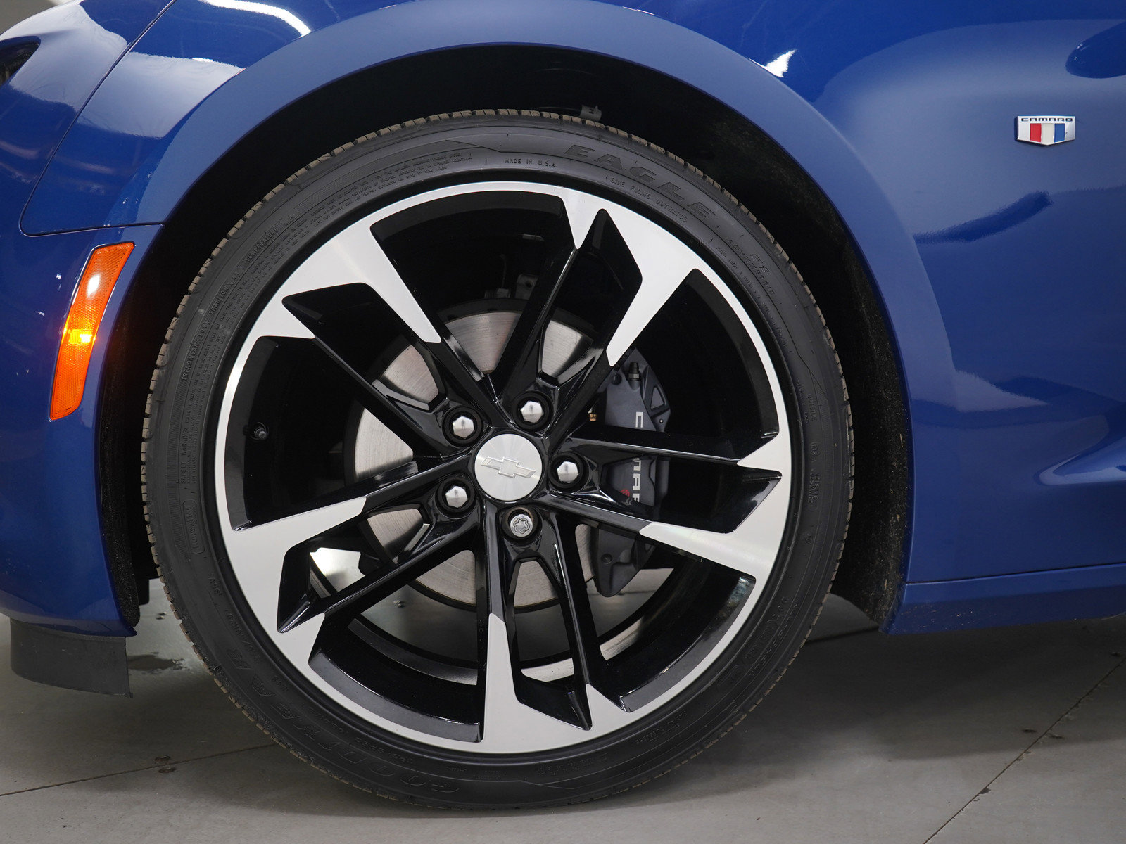 Used 2024 Chevrolet Camaro LT w/ RS Package image 25