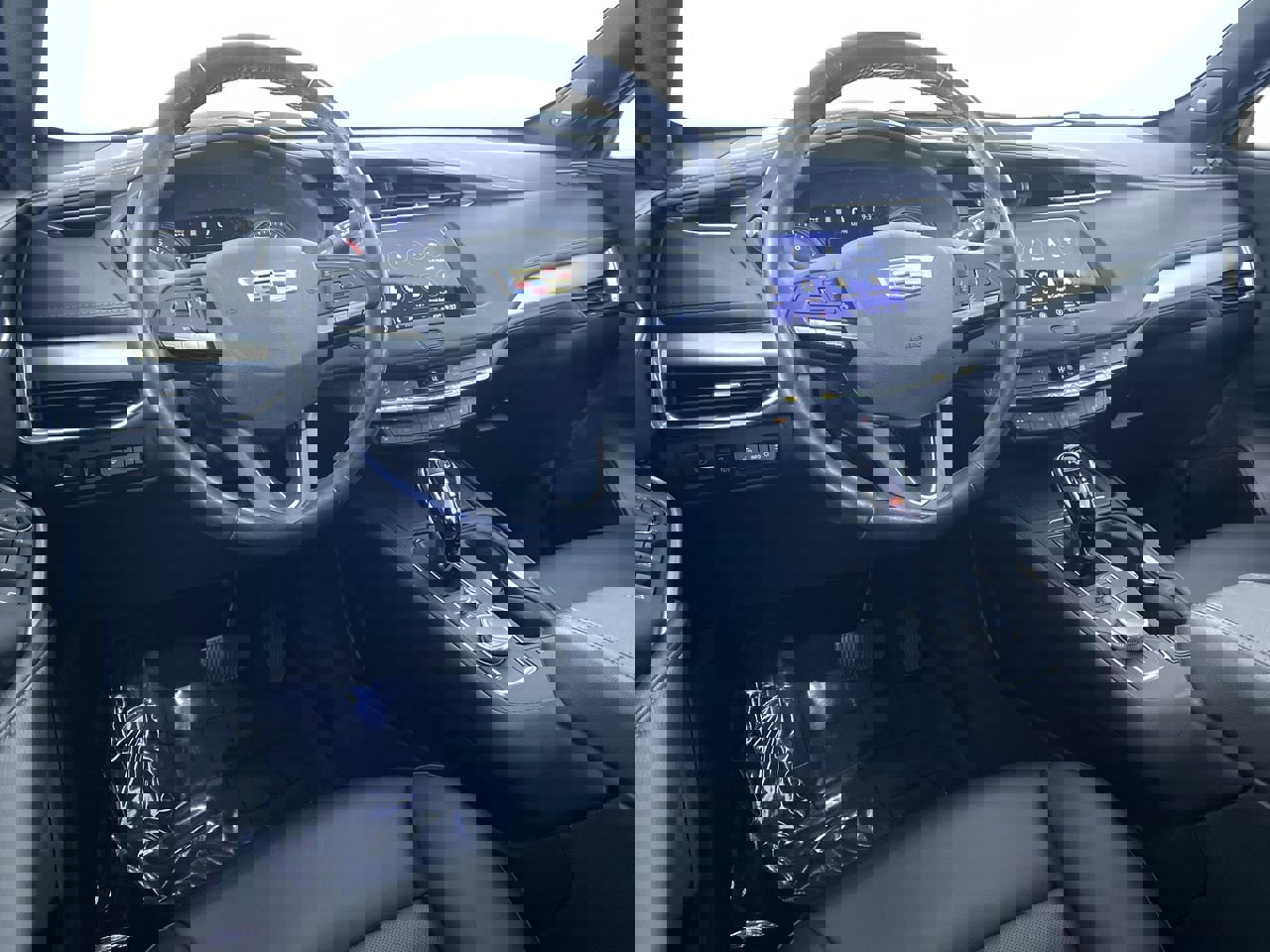 Certified 2023 Cadillac XT4 Premium Luxury w/ Technology Package image 2