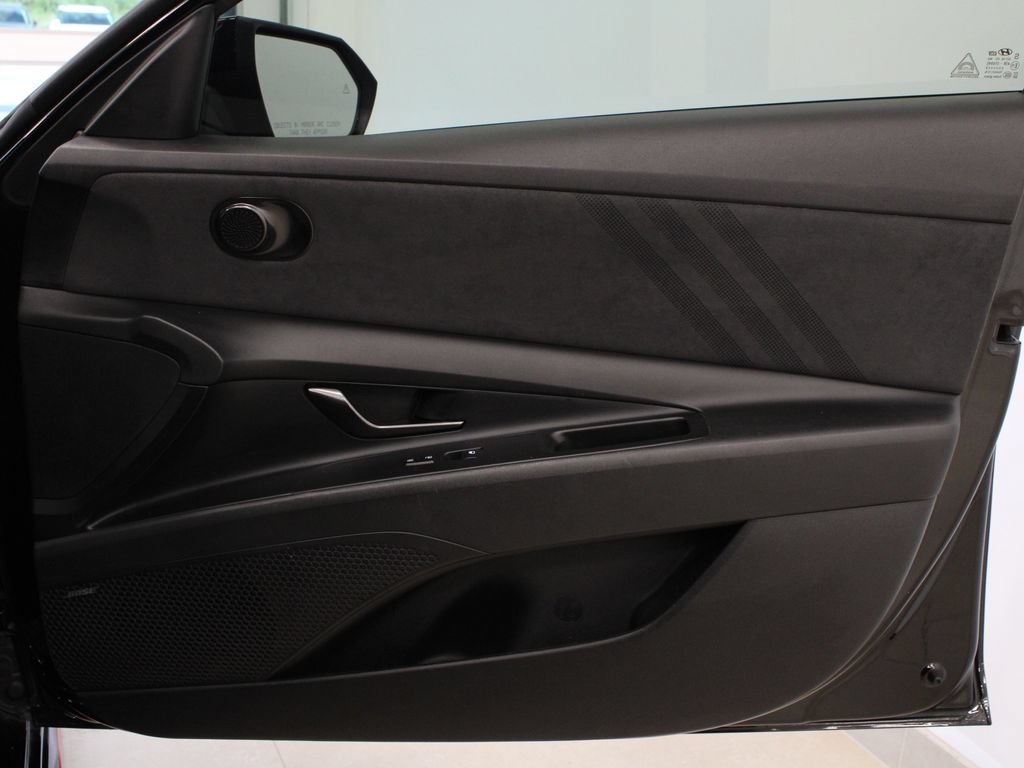 Used 2022 Hyundai Elantra N FWD image 14