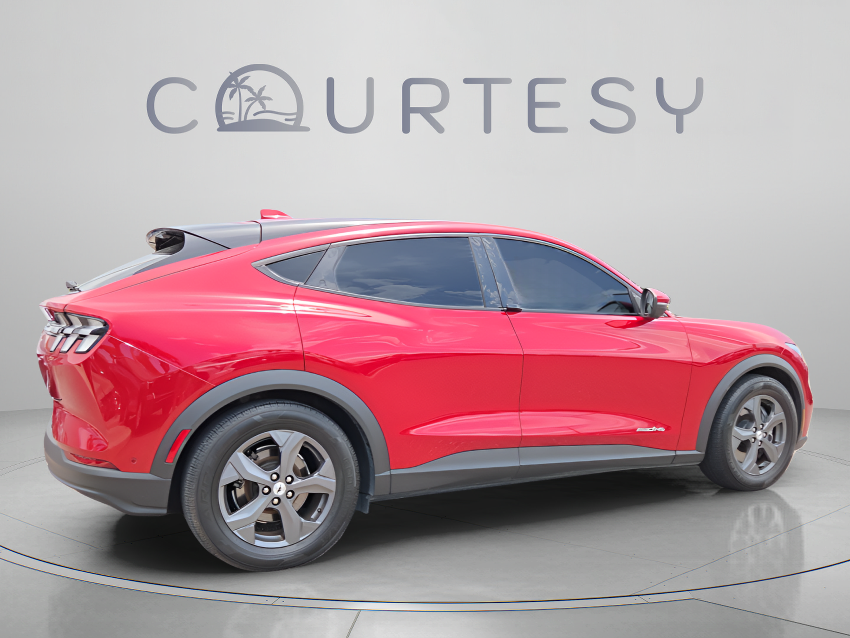 Used 2021 Ford Mustang Mach-E Select w/ Comfort/Technology Package AWD/4WD image 5