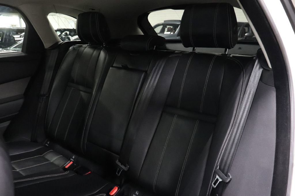 Used 2018 Land Rover Range Rover Velar S image 21