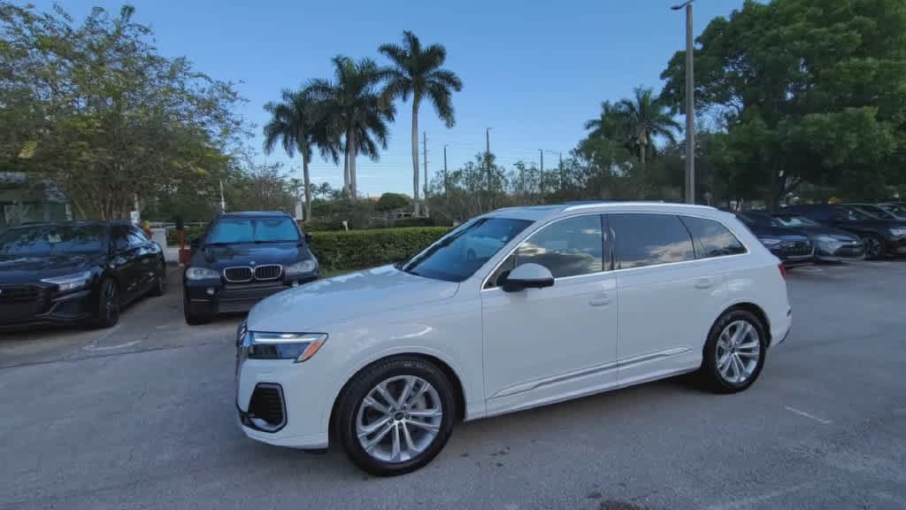Certified 2025 Audi Q7 3.0T Premium Plus w/ Premium Plus Package AWD/4WD image 4