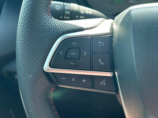 Certified 2025 Toyota Sienna XSE w/ XSE Premium Package AWD/4WD image 44