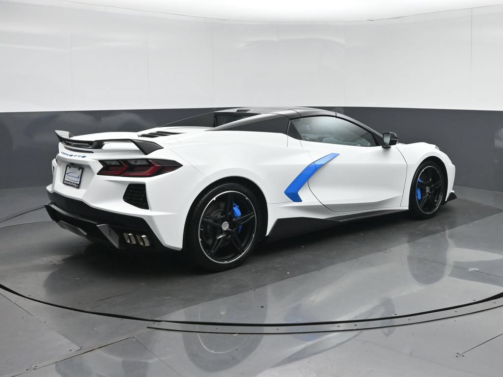 Used 2021 Chevrolet Corvette Stingray Premium Conv w/ Z51 Performance Package RWD image 7
