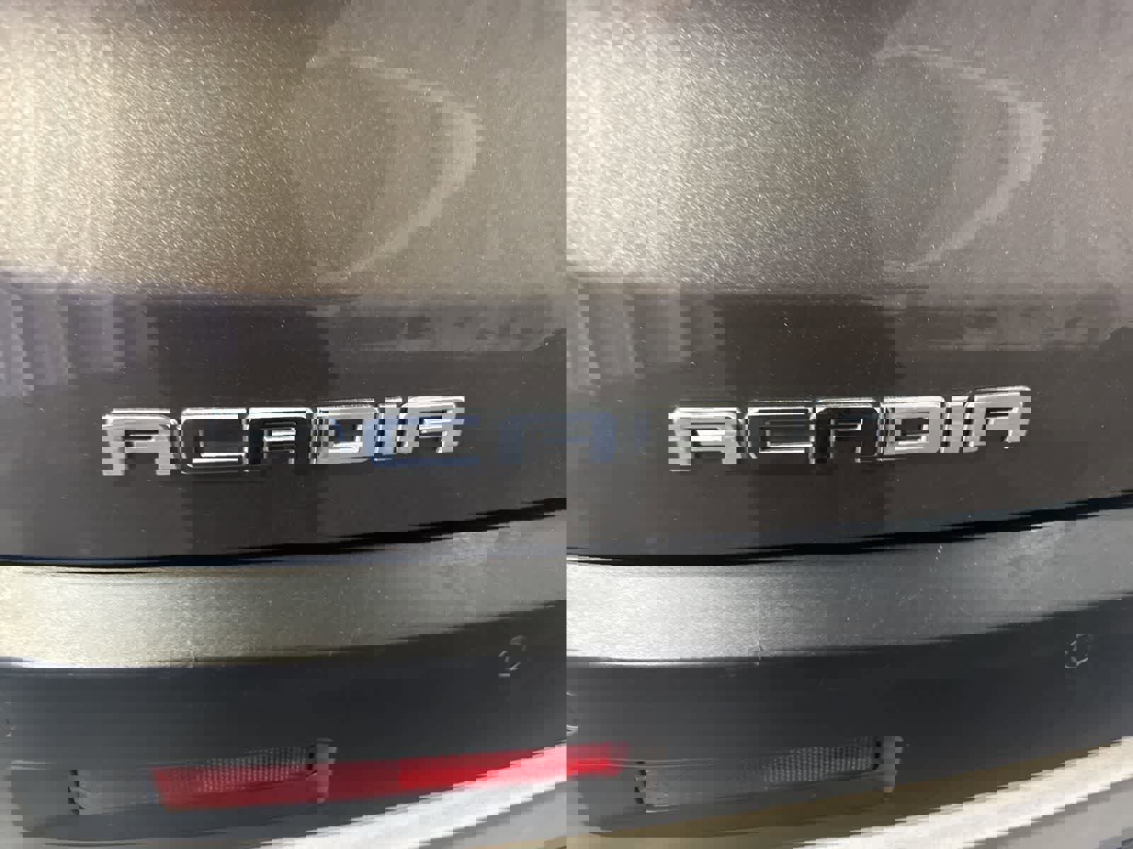 Used 2019 GMC Acadia SLT w/ LPO, Cargo Package image 13