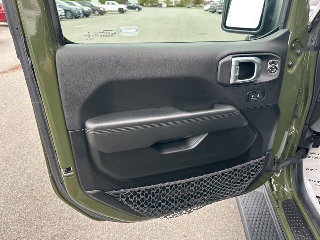 Used 2021 Jeep Wrangler Unlimited Sahara image 17