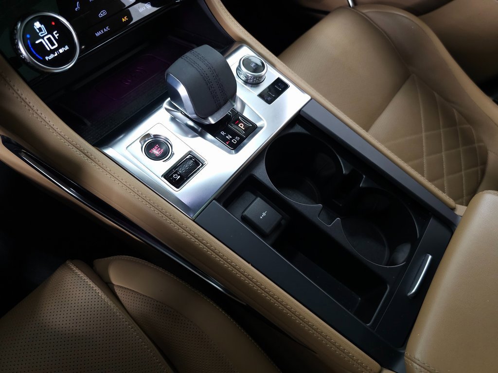 Used 2022 Jaguar F-PACE S image 31