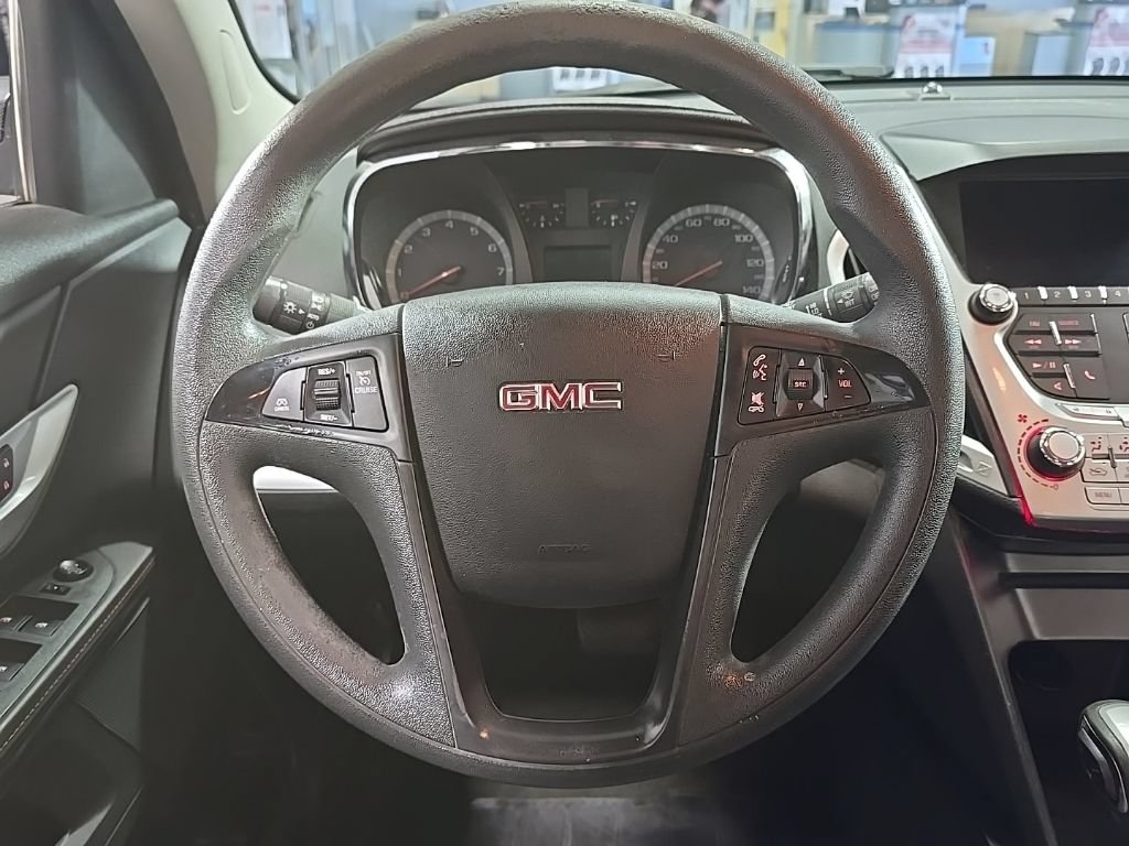 Used 2013 GMC Terrain SLE FWD image 17
