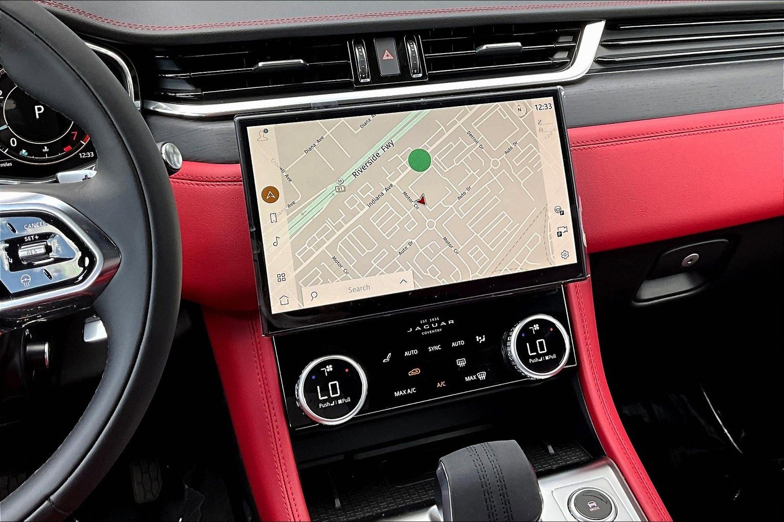 New 2026 Jaguar F-PACE R-Dynamic S image 7