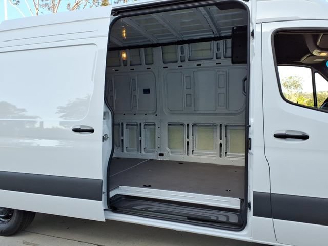 New 2026 Mercedes-Benz Sprinter 2500 image 23