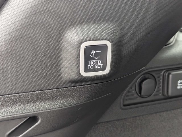 New 2027 Jeep Grand Cherokee Summit w/ Adv Protech Group IV AWD/4WD image 14