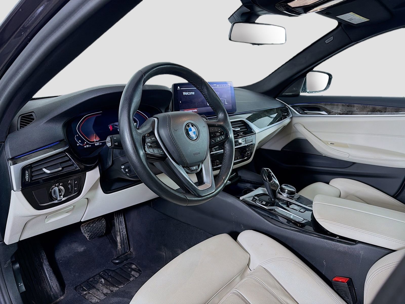 Used 2023 BMW 540i xDrive w/ Executive Package AWD/4WD image 10