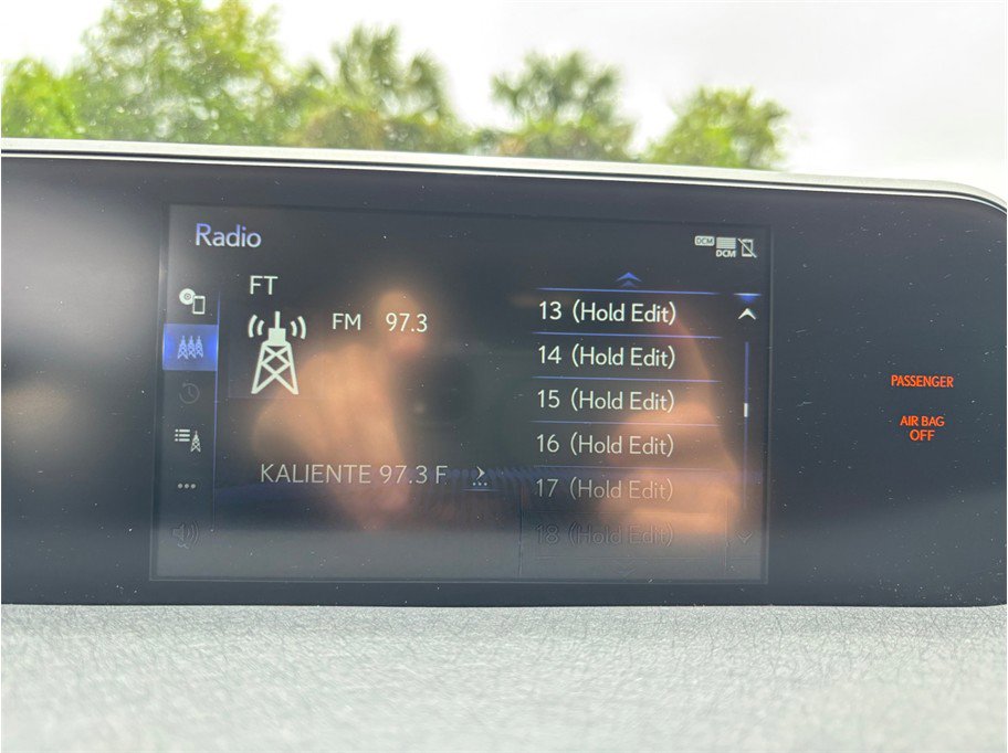 Used 2021 Lexus UX 250h w/ Premium Package image 29