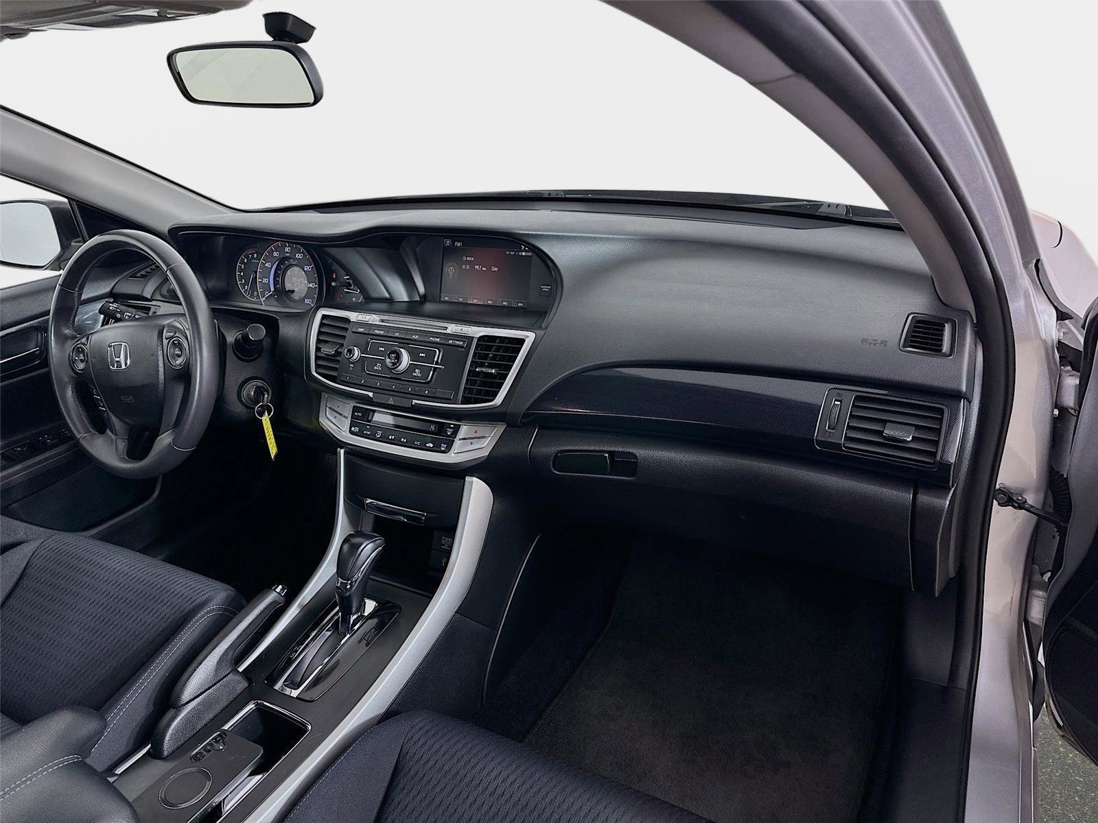 Used 2014 Honda Accord Sport image 32