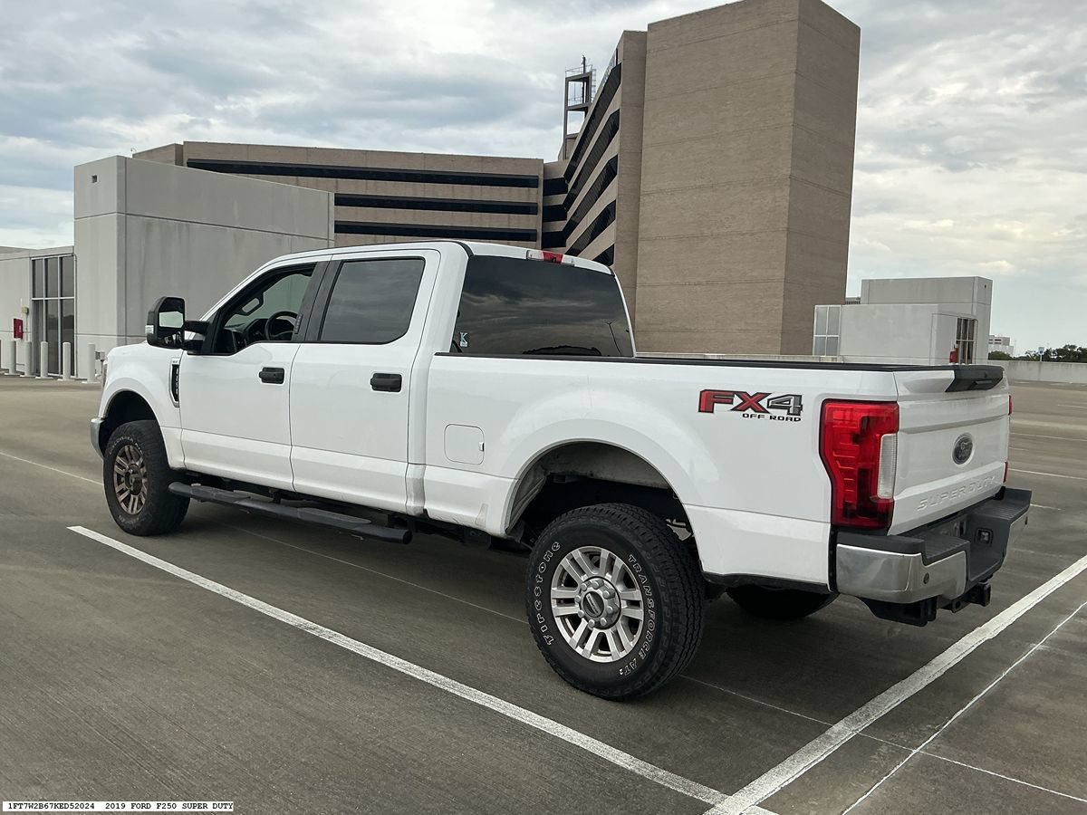 Used 2019 Ford F250 XLT w/ XLT Value Package AWD/4WD image 5