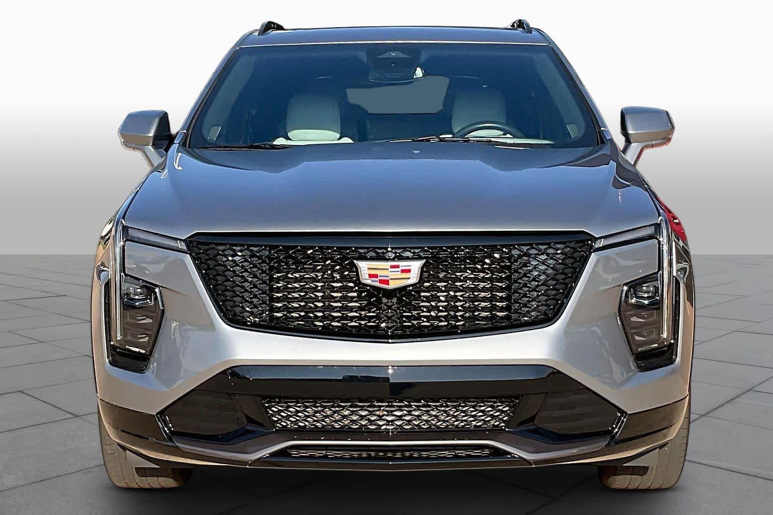 Used 2024 Cadillac XT4 Sport FWD image 5