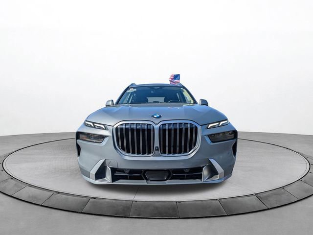 Used 2025 BMW X7 xDrive40i image 8