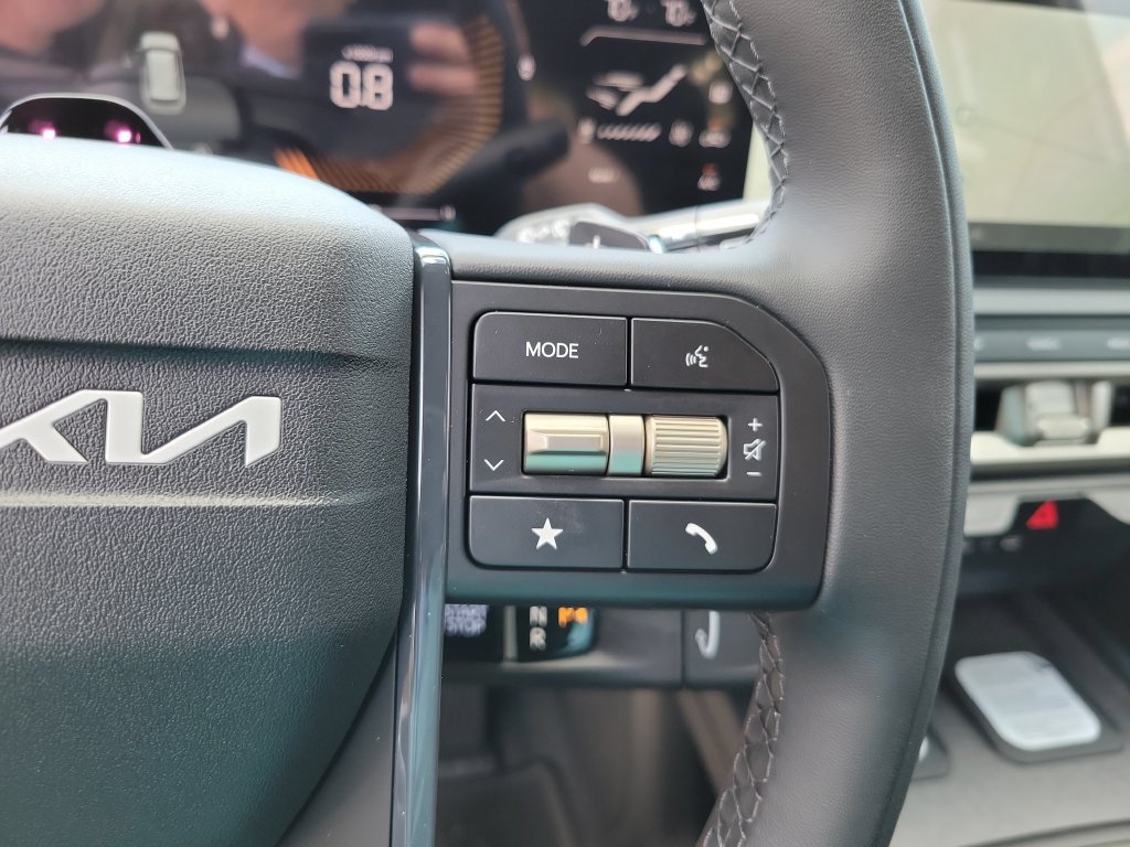 New 2027 Kia Telluride LX w/ Towing Package FWD image 24