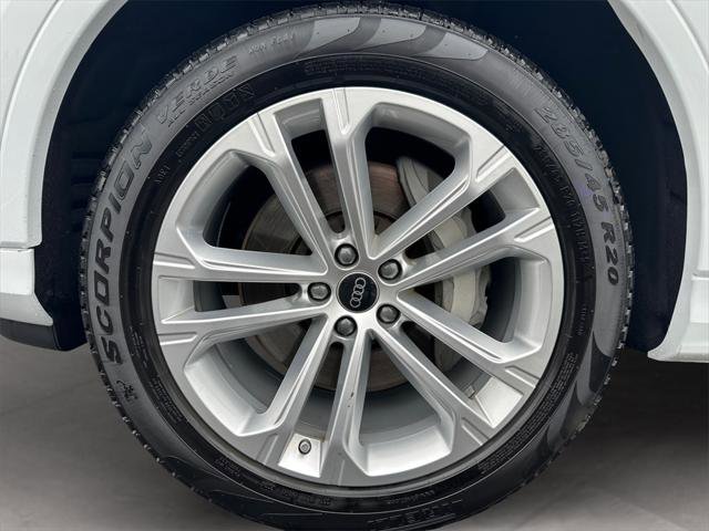 Certified 2025 Audi Q7 3.0T Premium Plus image 14