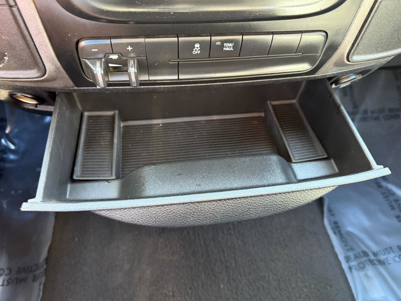 Used 2017 RAM 2500 Tradesman w/ Power & Remote Entry Group image 31