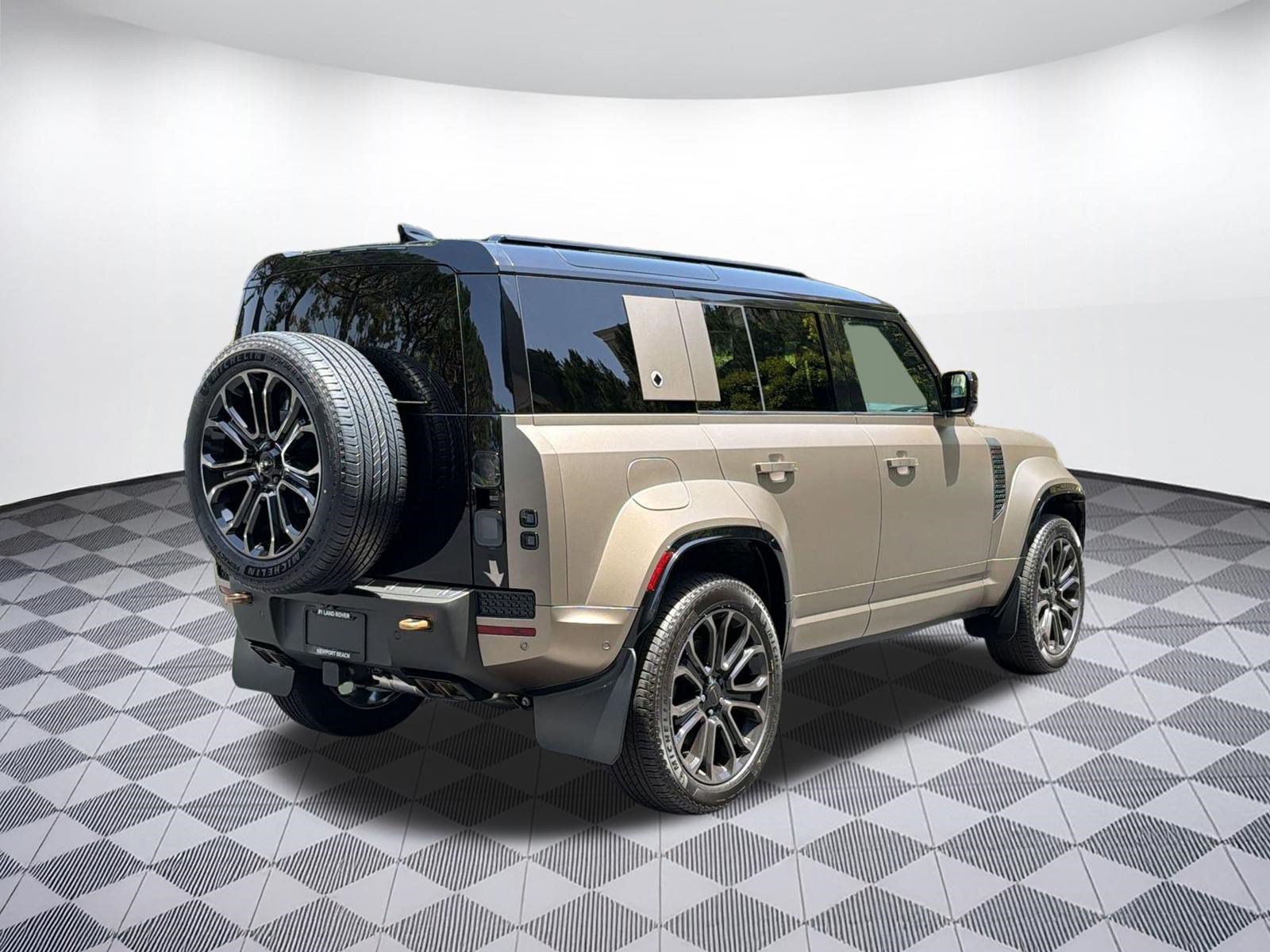 New 2026 Land Rover Defender 110 OCTA AWD/4WD image 9