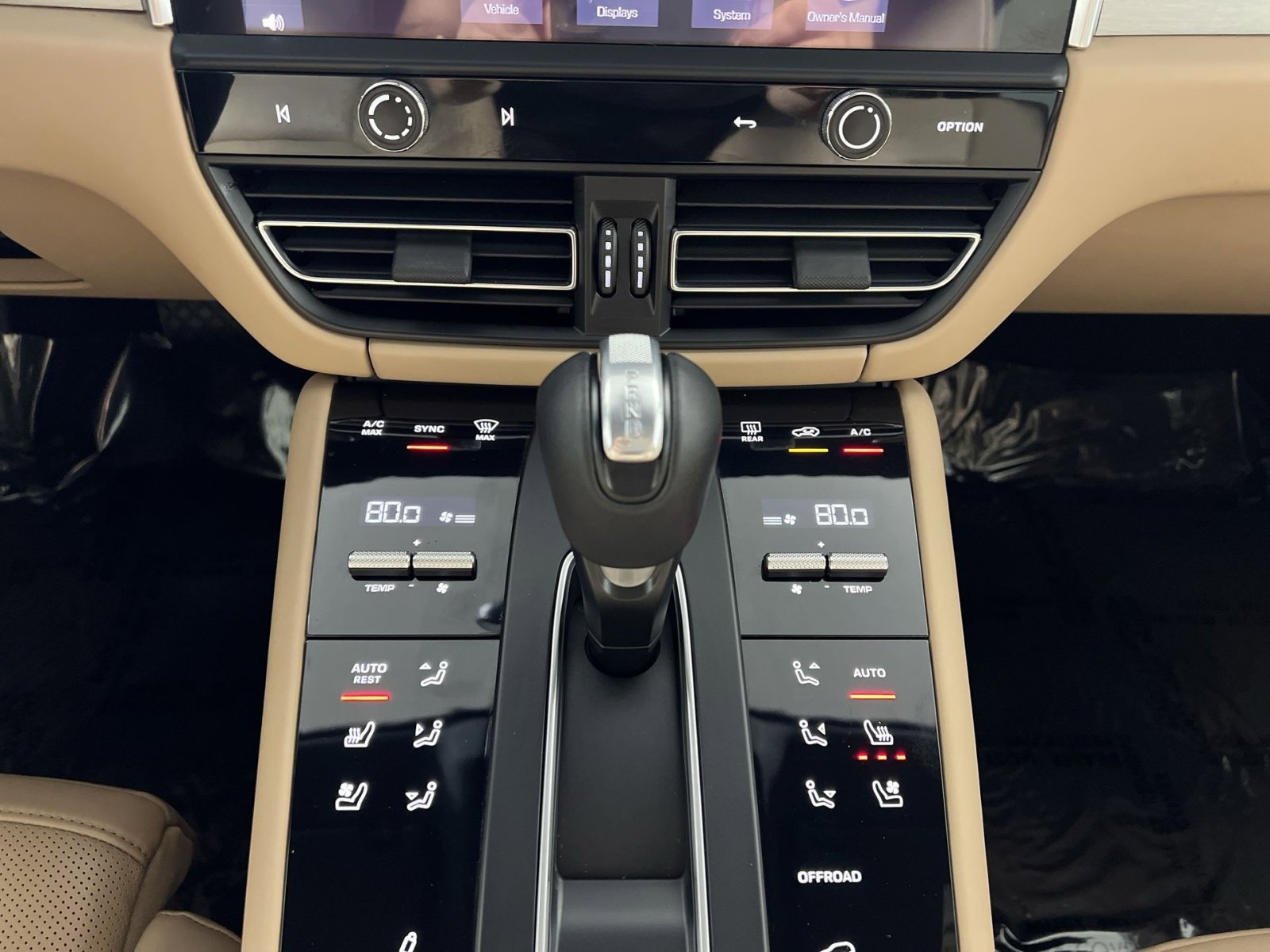 Used 2022 Porsche Macan S image 22