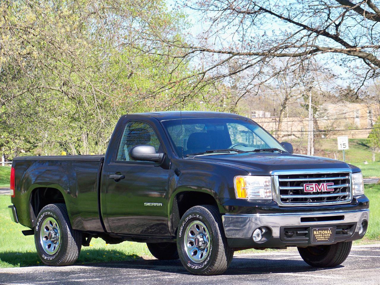 Used 2012 GMC Sierra 1500 W/T w/ Work Truck Plus Package AWD/4WD image 4