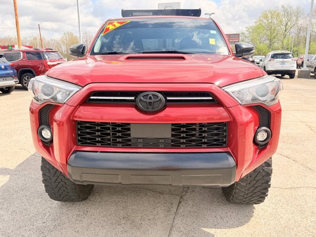 Used 2021 Toyota 4Runner Venture w/ Moonroof Package AWD/4WD image 2
