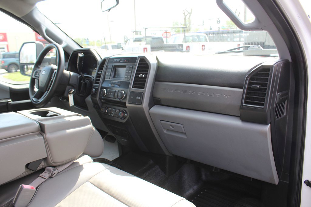 Used 2018 Ford F450 XL w/ Power Equipment Group AWD/4WD image 22
