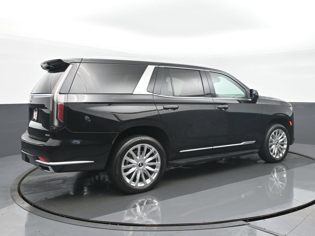 Used 2023 Cadillac Escalade Premium Luxury AWD/4WD image 3