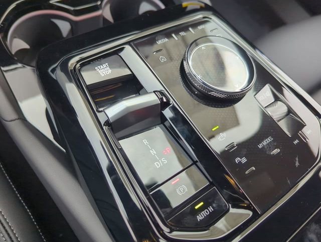 Used 2026 BMW 530i w/ Premium Package image 21