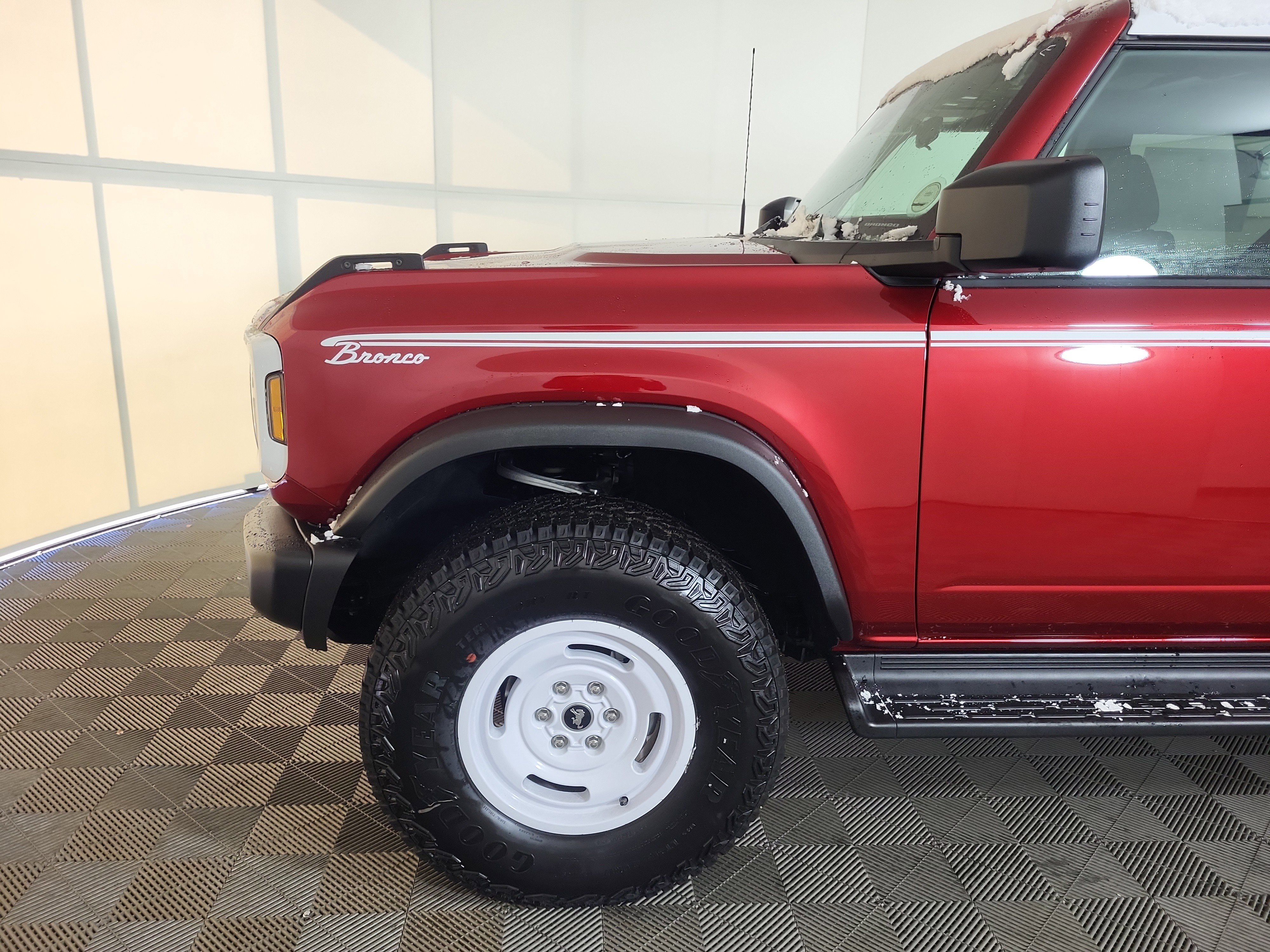 New 2025 Ford Bronco Heritage Edition image 7