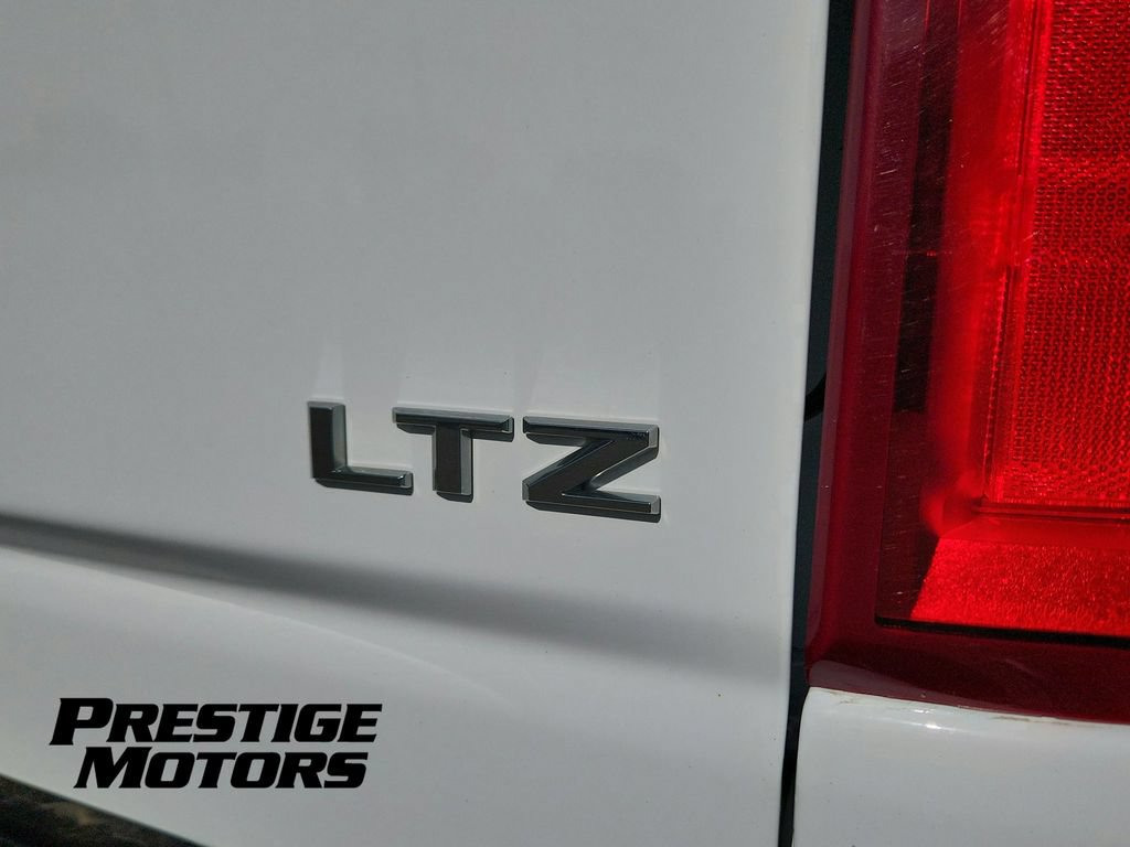 Used 2021 Chevrolet Silverado 3500 LTZ w/ LTZ Premium Package AWD/4WD image 12