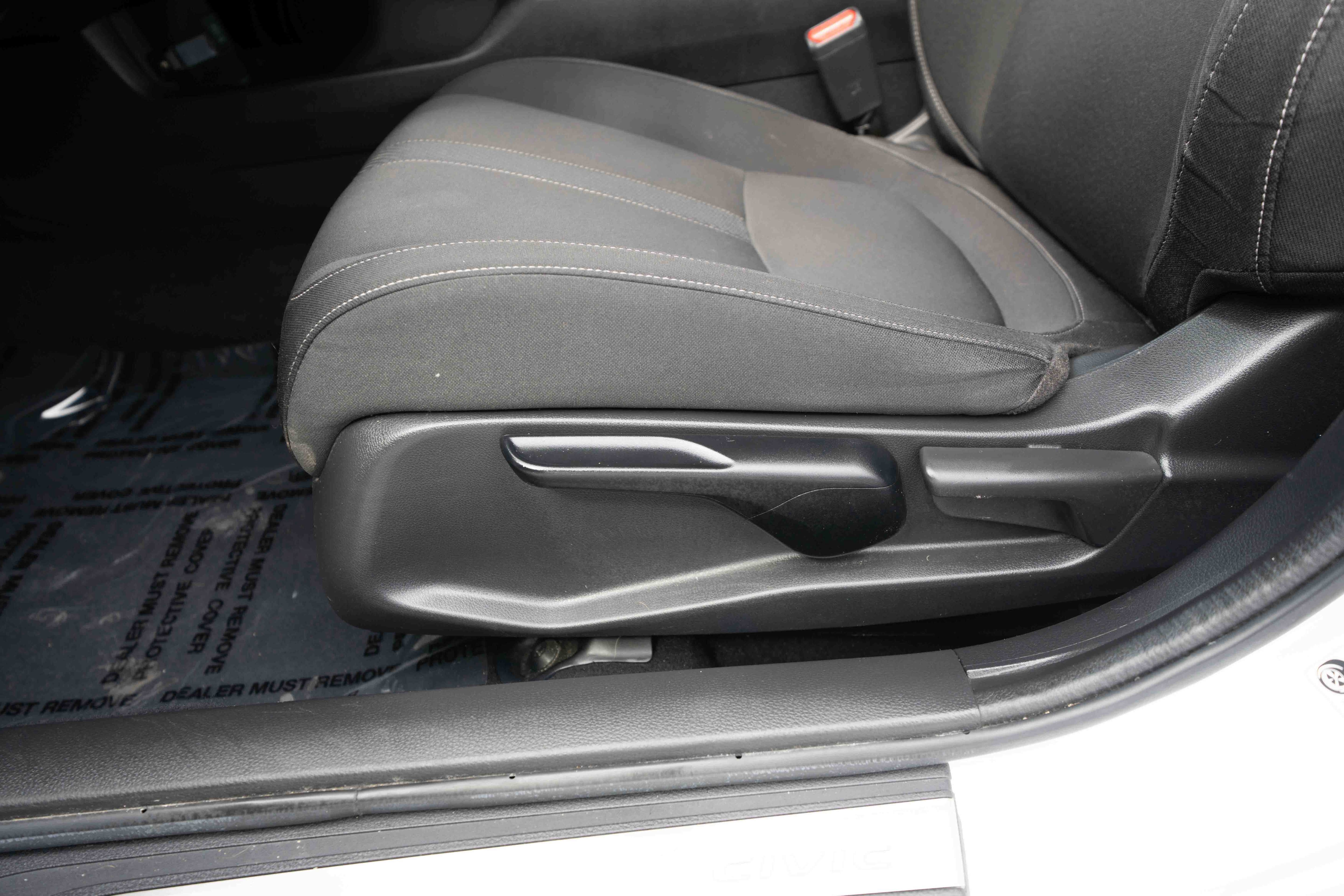 Used 2019 Honda Civic EX image 12