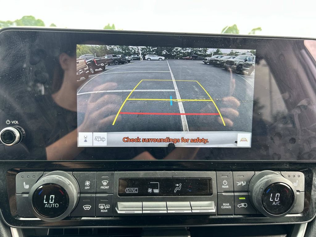 Used 2024 Toyota Grand Highlander XLE FWD image 37