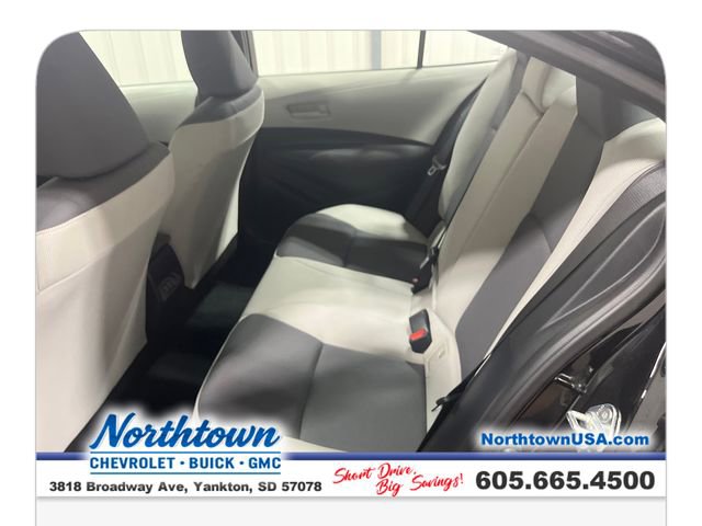 Used 2023 Toyota Corolla LE FWD image 27