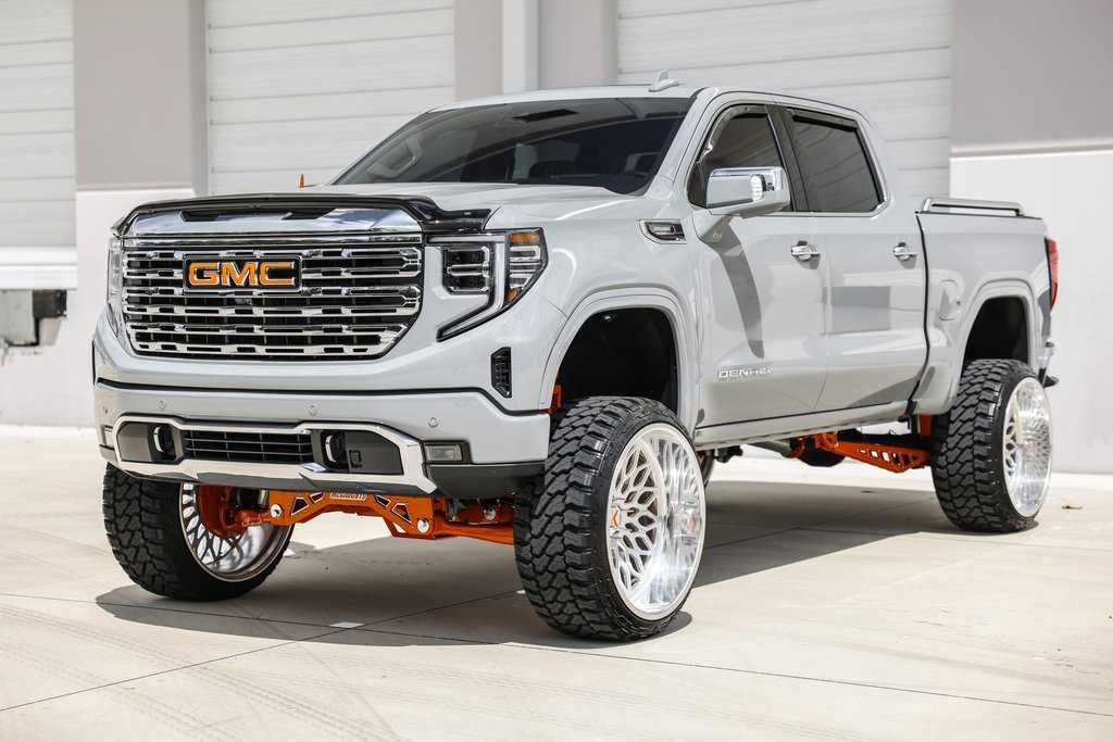 Used 2025 GMC Sierra 1500 Denali w/ Denali Reserve Package image 17