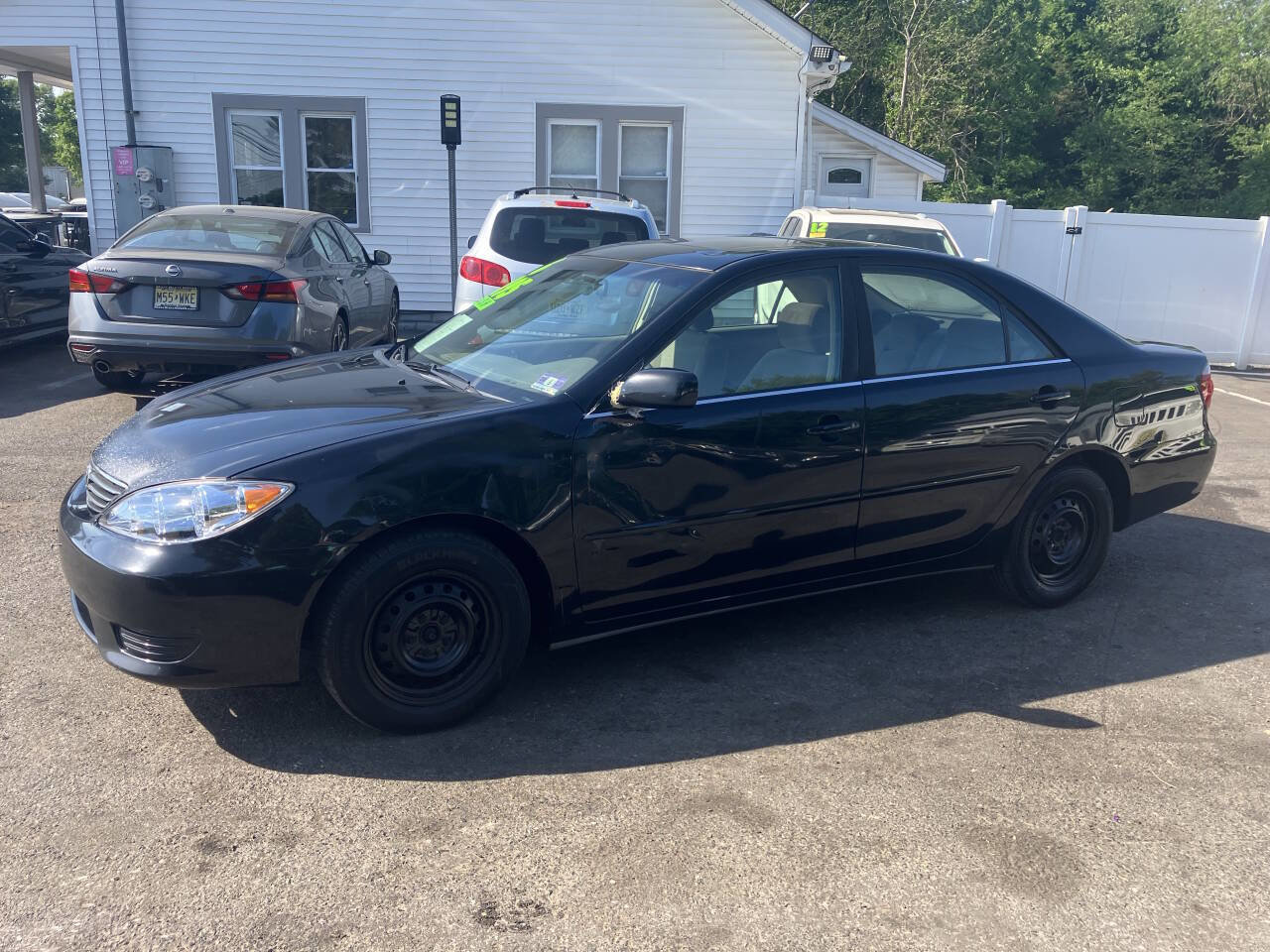 Used 2006 Toyota Camry LE FWD image 11