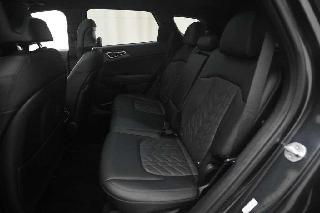 Used 2023 Kia Sportage X-Line w/ X-Line Premium Package AWD/4WD image 16