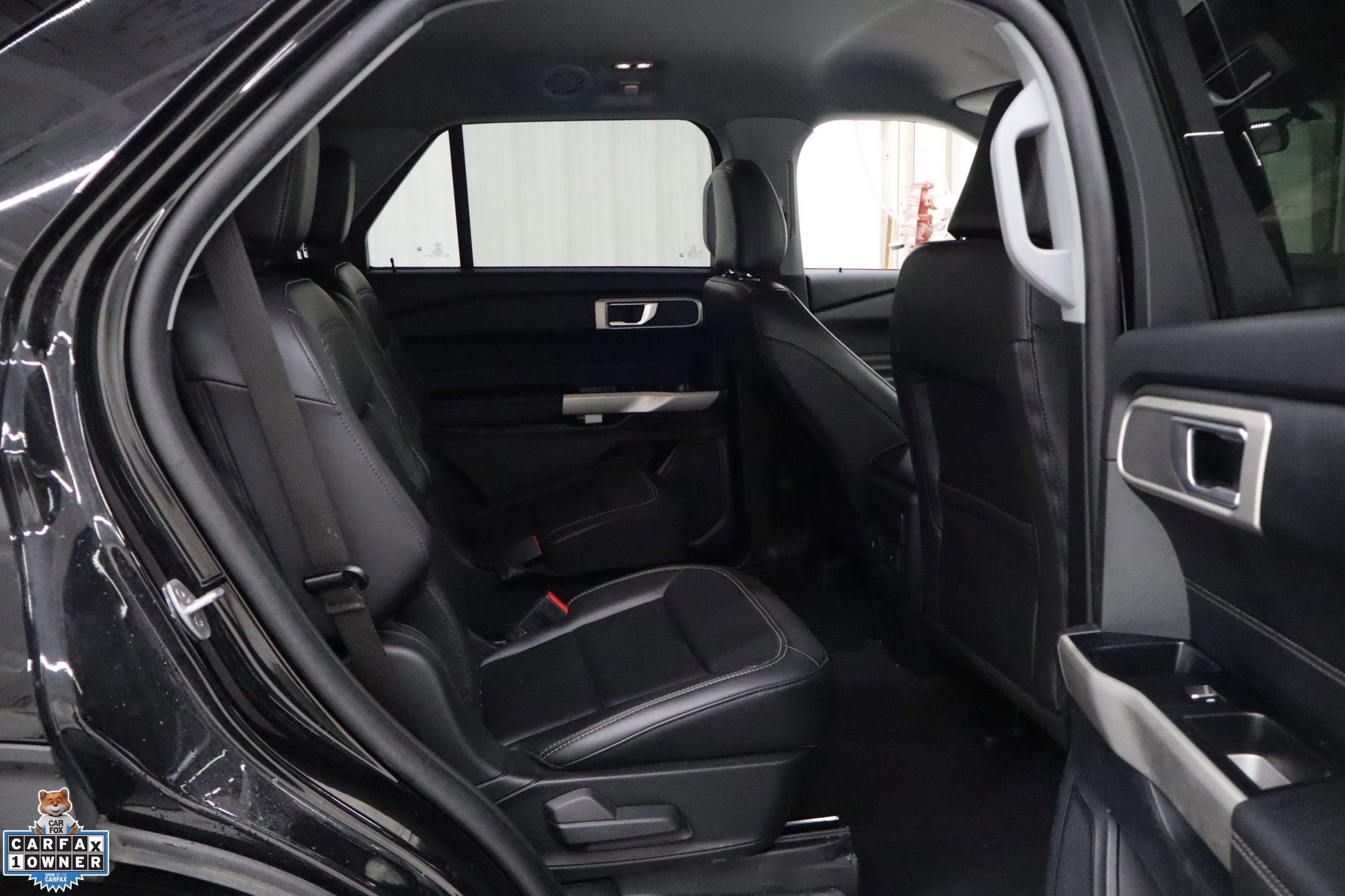 Used 2023 Ford Explorer XLT w/ Equipment Group 202A image 30