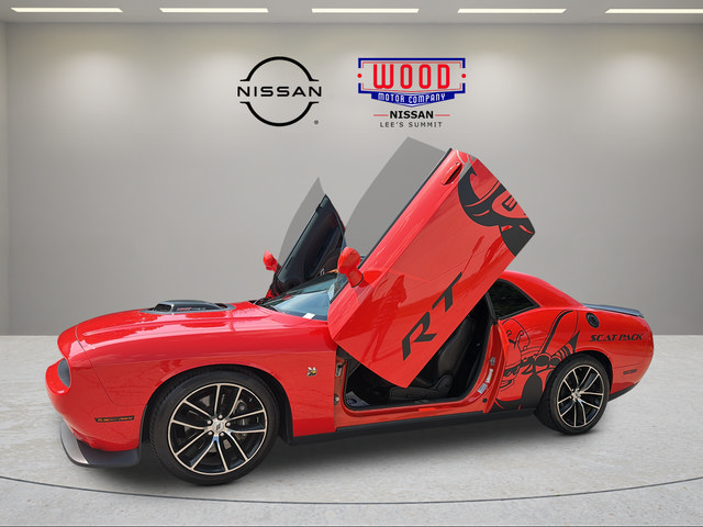 Used 2017 Dodge Challenger R/T Scat Pack RWD image 9