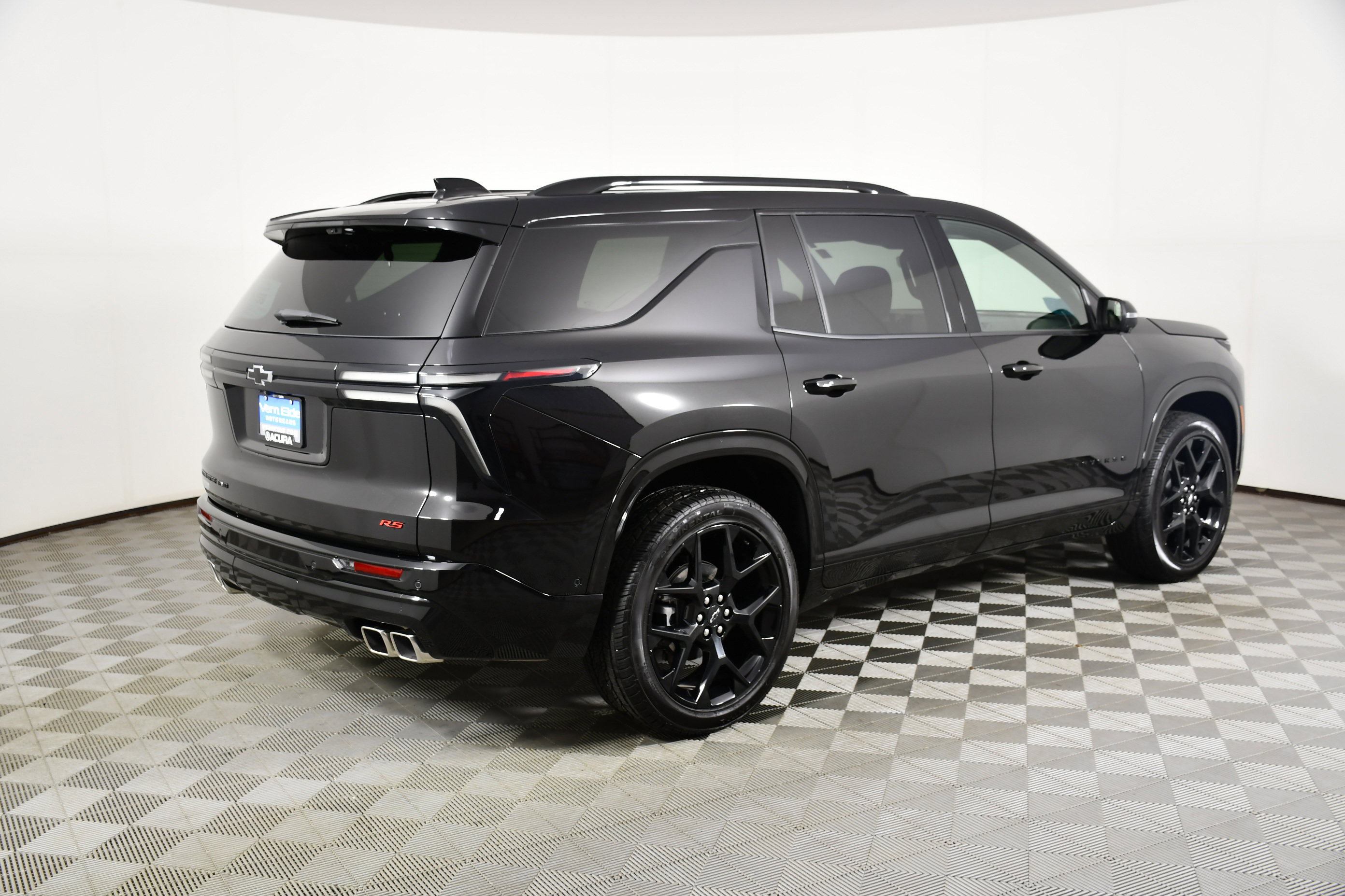 Used 2026 Chevrolet Traverse RS image 5