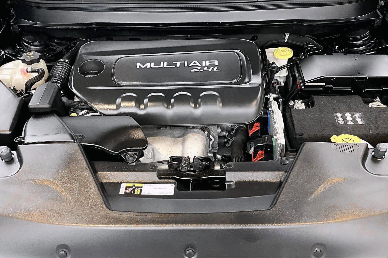 Used 2018 Jeep Cherokee Latitude FWD image 29