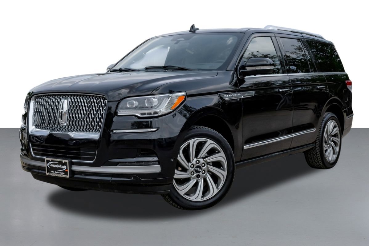 Used 2024 Lincoln Navigator Reserve image 4