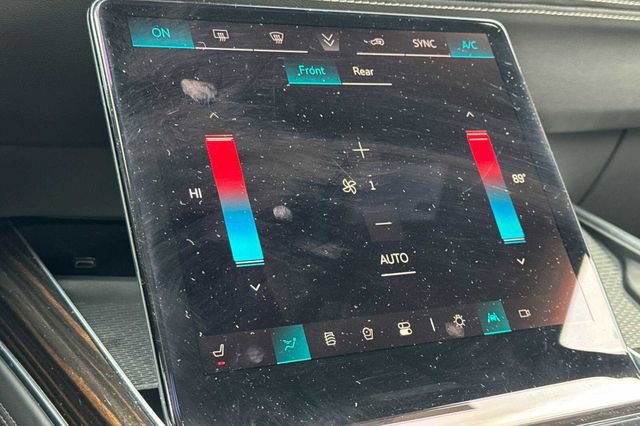 Certified 2025 Cadillac Escalade Premium Luxury image 22