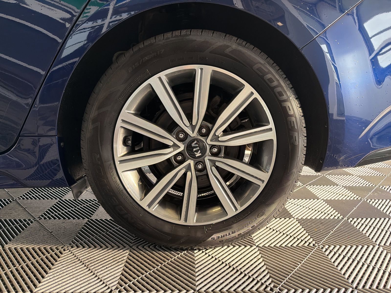 Used 2020 Kia Optima Premium image 9