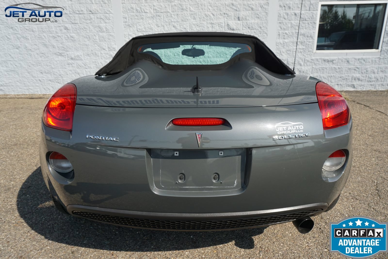 Used 2008 Pontiac Solstice Convertible w/ Premium Package RWD image 15